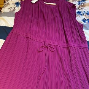 Purple pleated maxi dress Modern Ego  (see measurements) NWT 2X